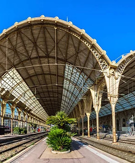Taxi Draguignan vers gare de Nice