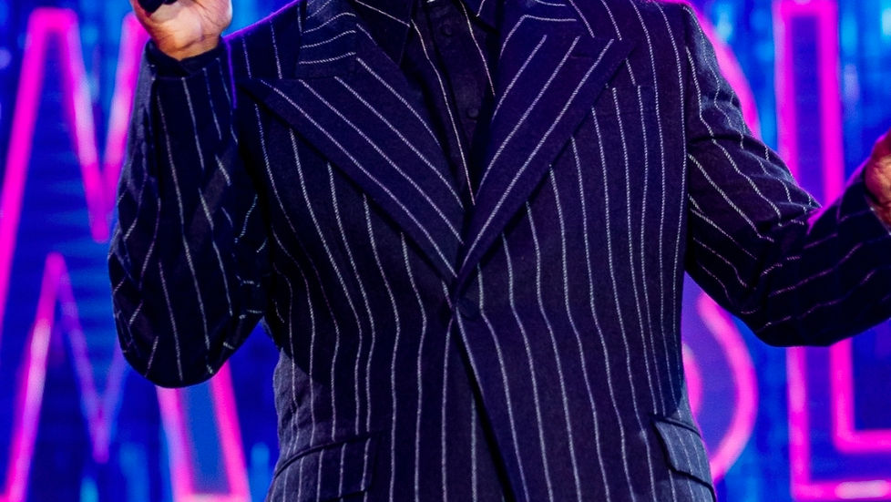 Thiaguinho estreia turnê “Bem Black” em São Paulo