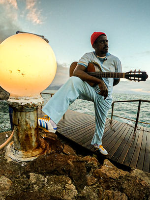 Seu Jorge eterniza tributo a David Bowie e disponibiliza, a live “The Life Aquatic” no YouTube