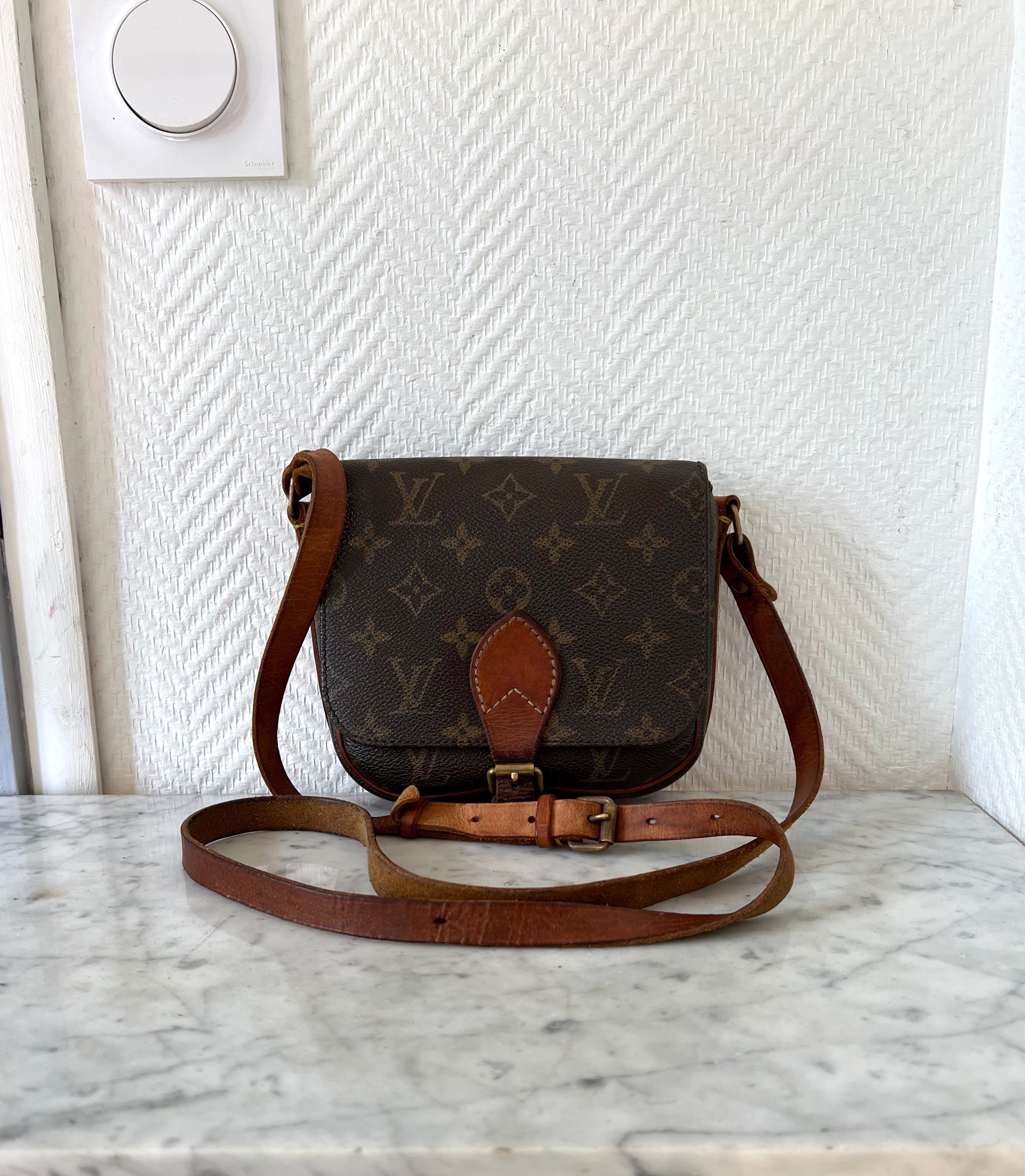 Sac Vuitton modèle Cartouchière