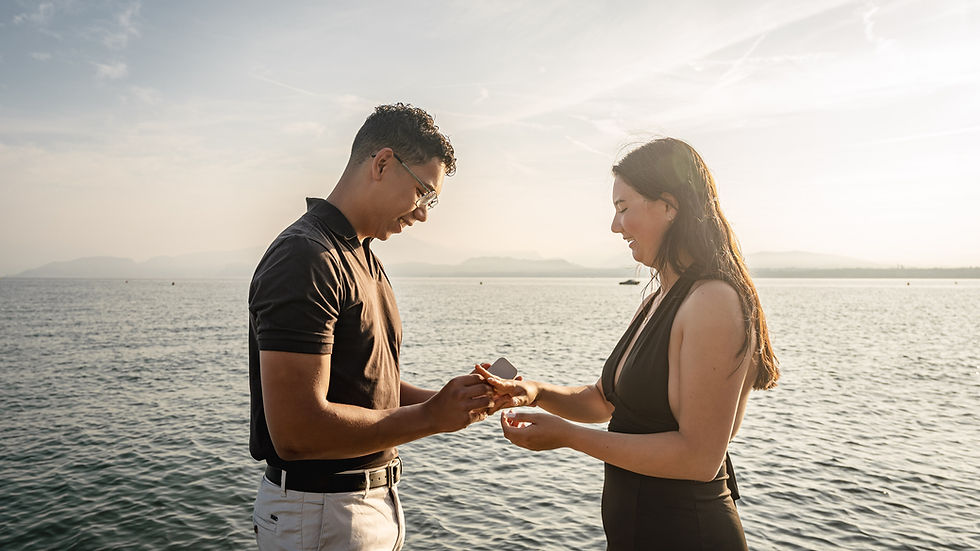 proposta di matrimonio sul Lago di Garda a Peschiera sul Pontile