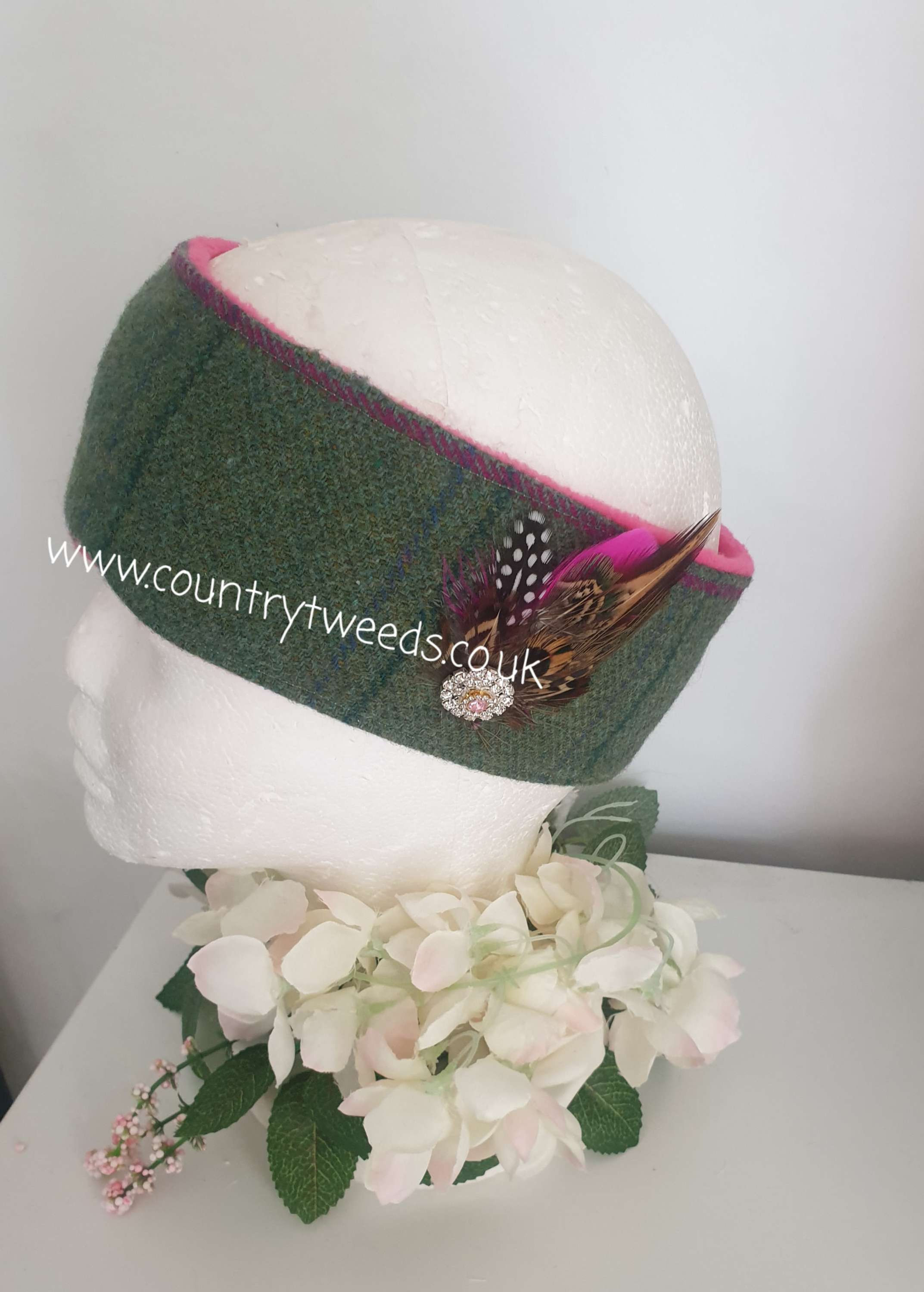 Tweed head band with Dimonte feather 