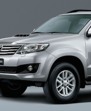 toyota-fortuner-5aaa41699cd57.jpg
