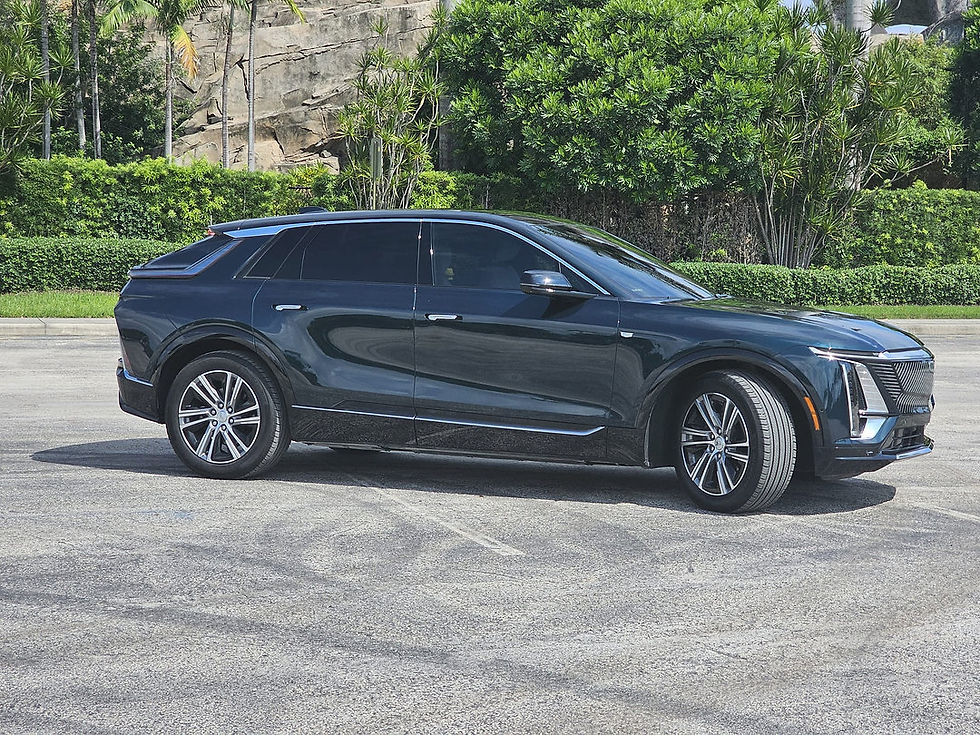 Thumbnail: Cadillac Lyriq 2024 Luxury 1