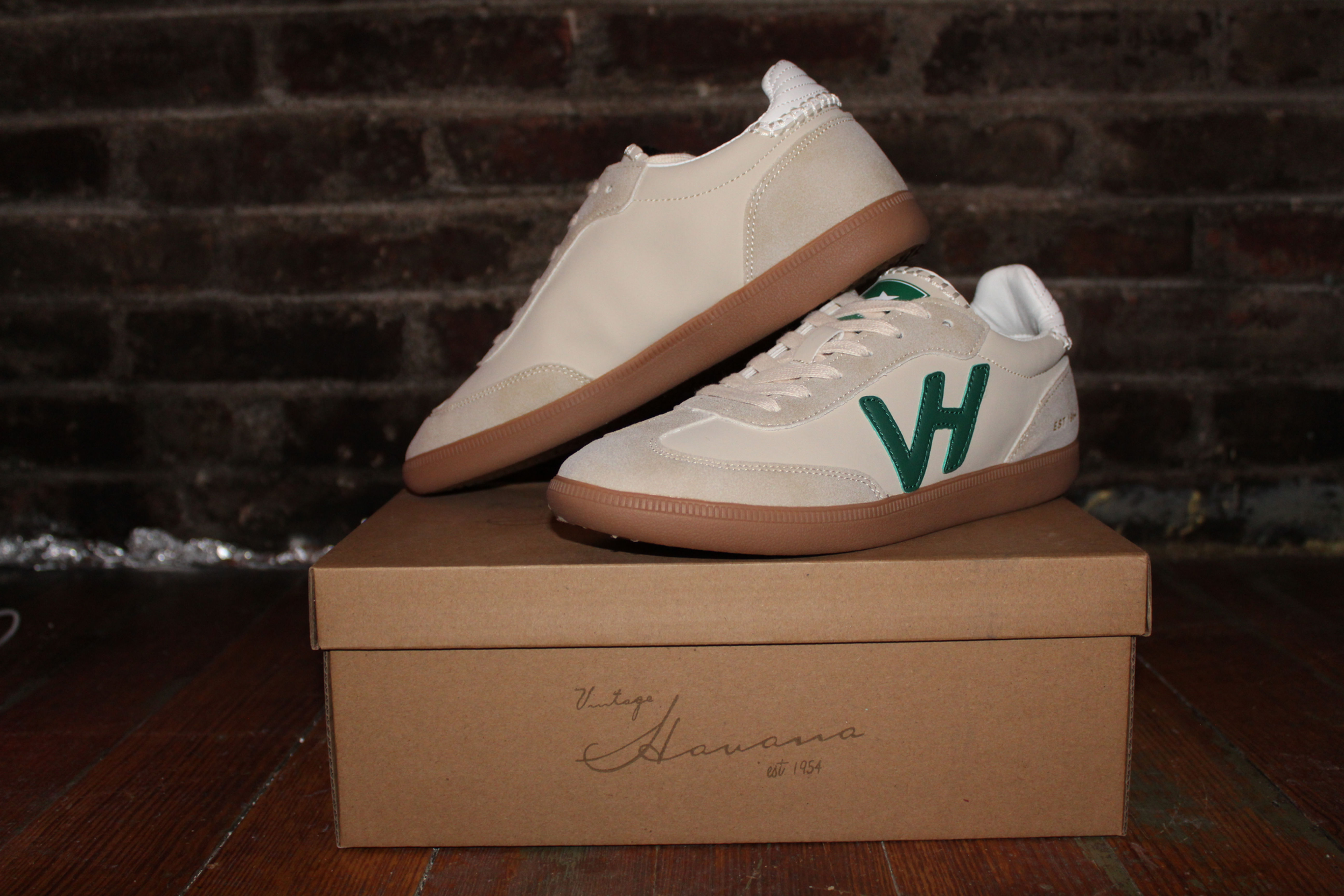 Vintage Havana Crisp 6