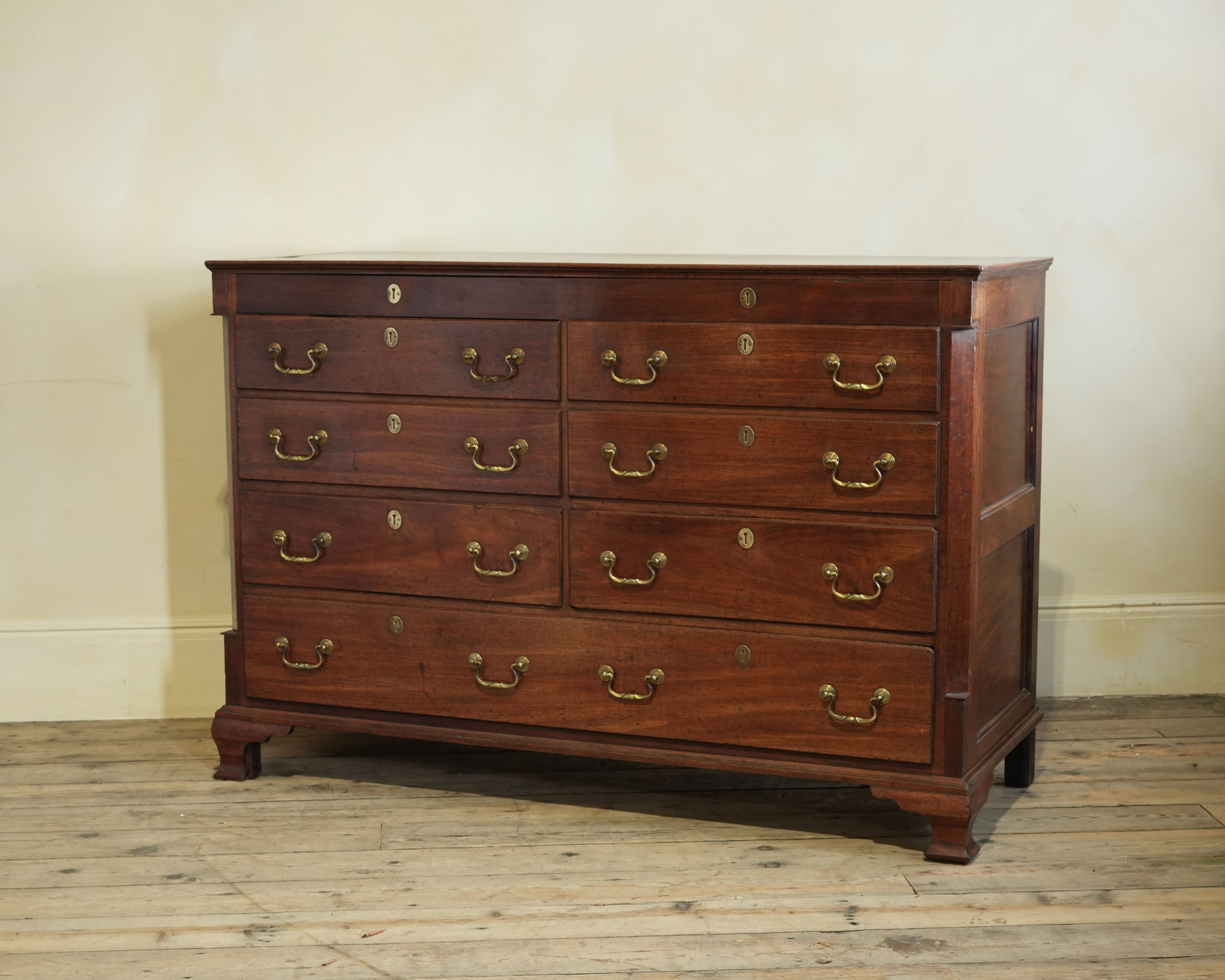 Red walnut Lancashire mule chest