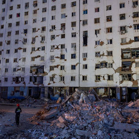 Bloomberg: Venezolanos son abandonados a su suerte tras los terremotos mientras rescatistas se retiran