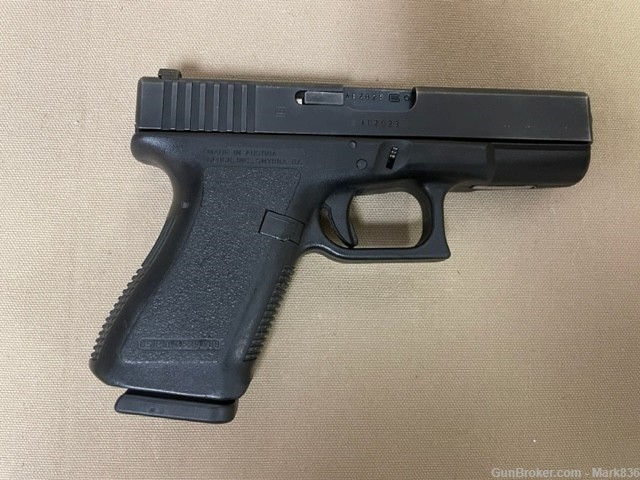 Thumbnail: USED Glock 23 LE Trade in. .40 Cal. $454.95
