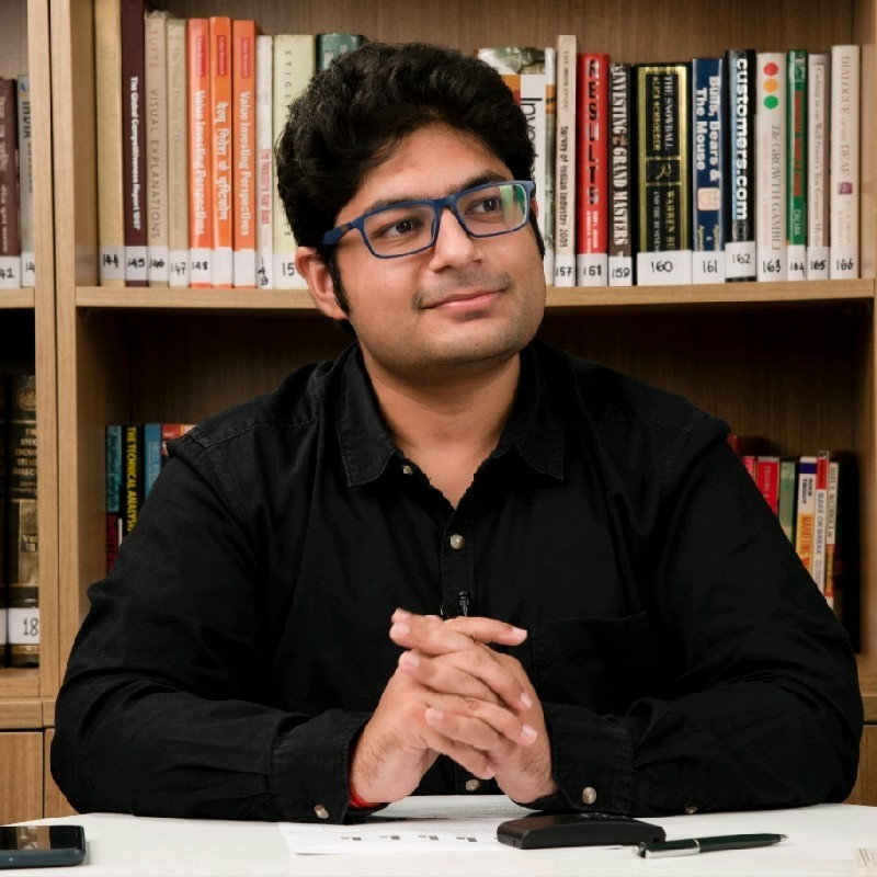 Aakar rastogi first contact