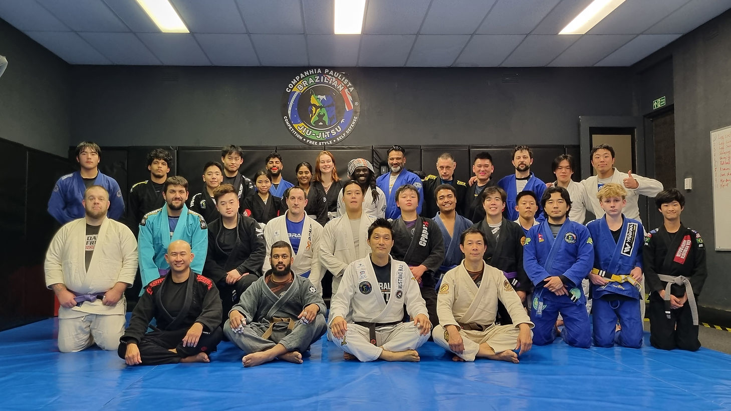 Home slide photo - Gi.jpg