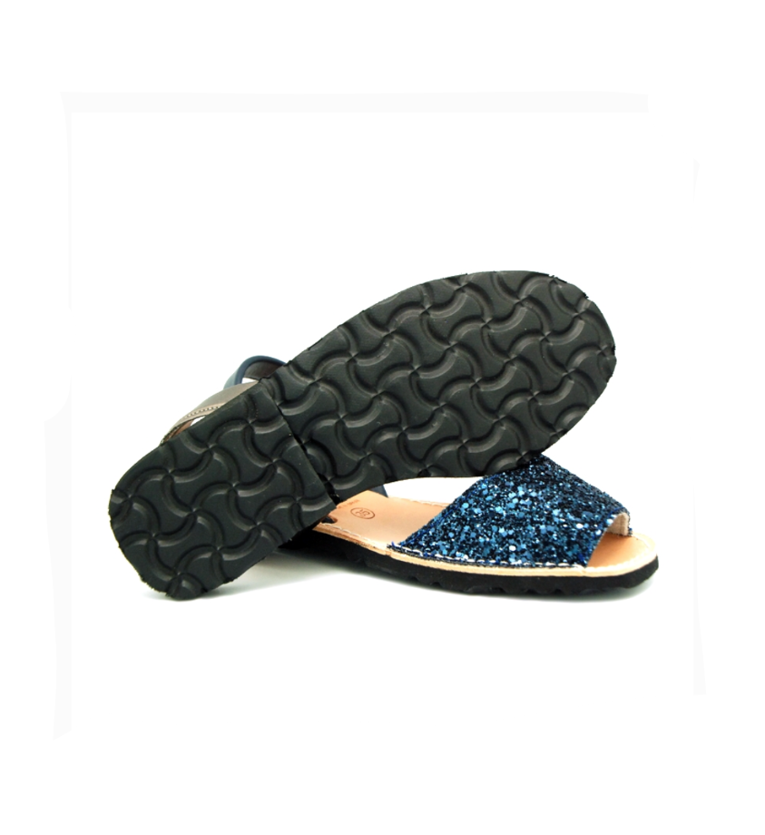 Miniature : MENORQUINES adultes 