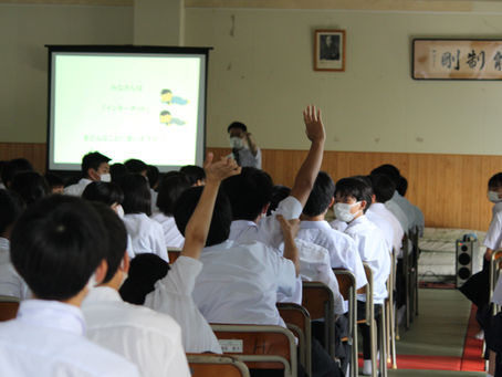 ネットと心の健康講座(上市中学校)