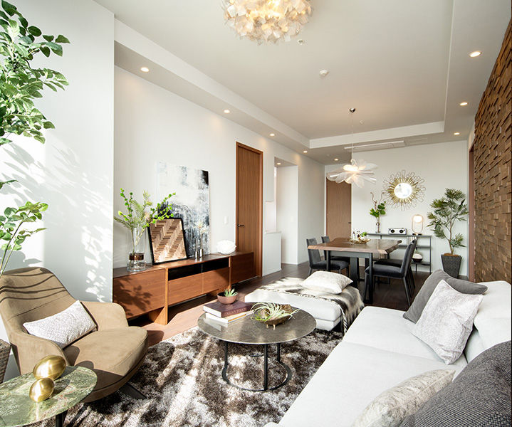 MODEL ROOM