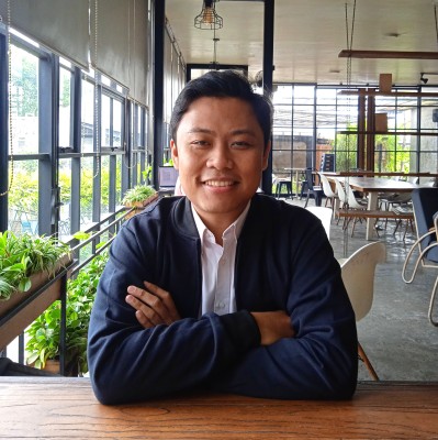 Writer: Azis A. Anggara
