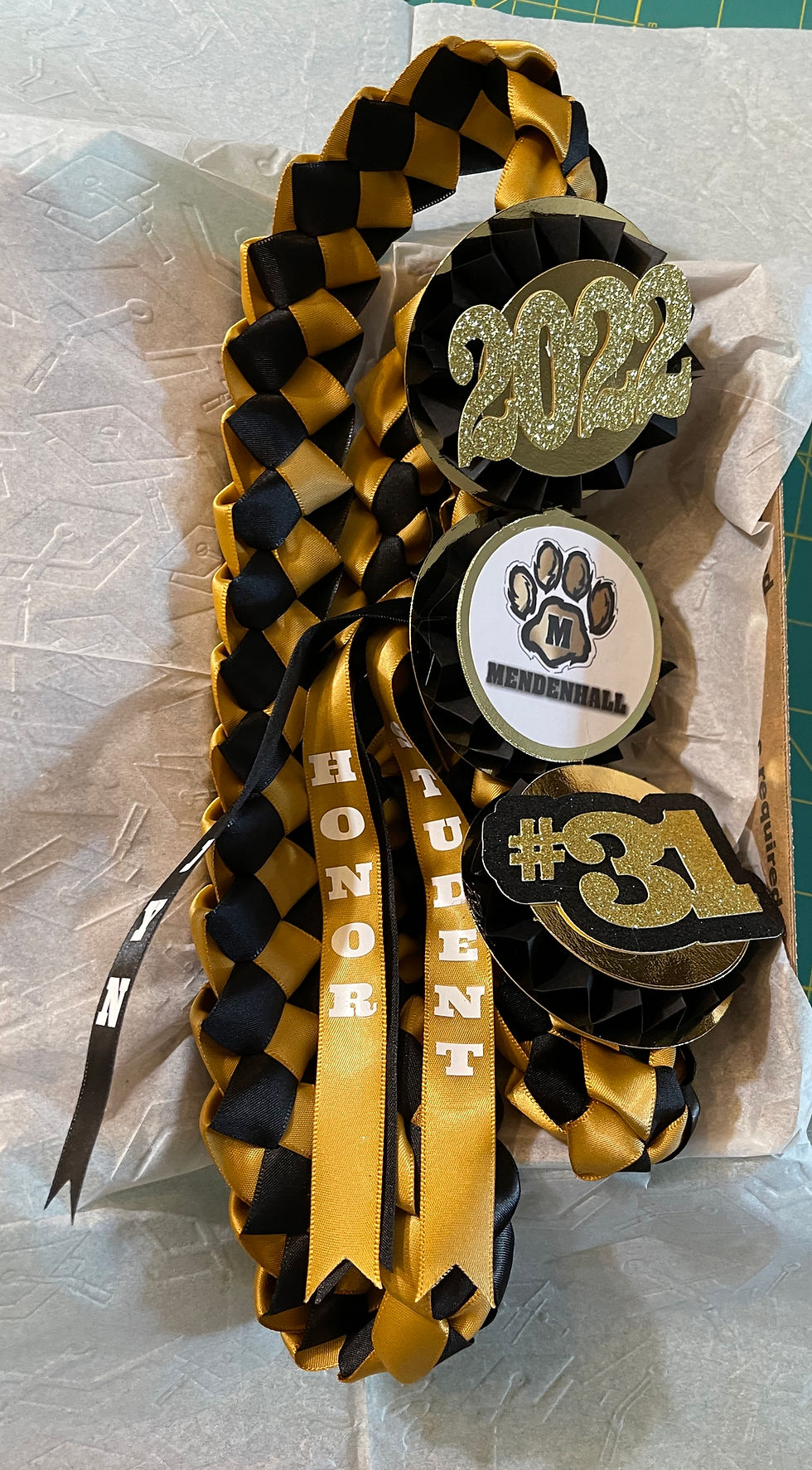 Thumbnail: Personalized Ribbon Lei