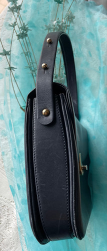 ANGIE ~ Lederer 1960's Vintage Leather Handbag