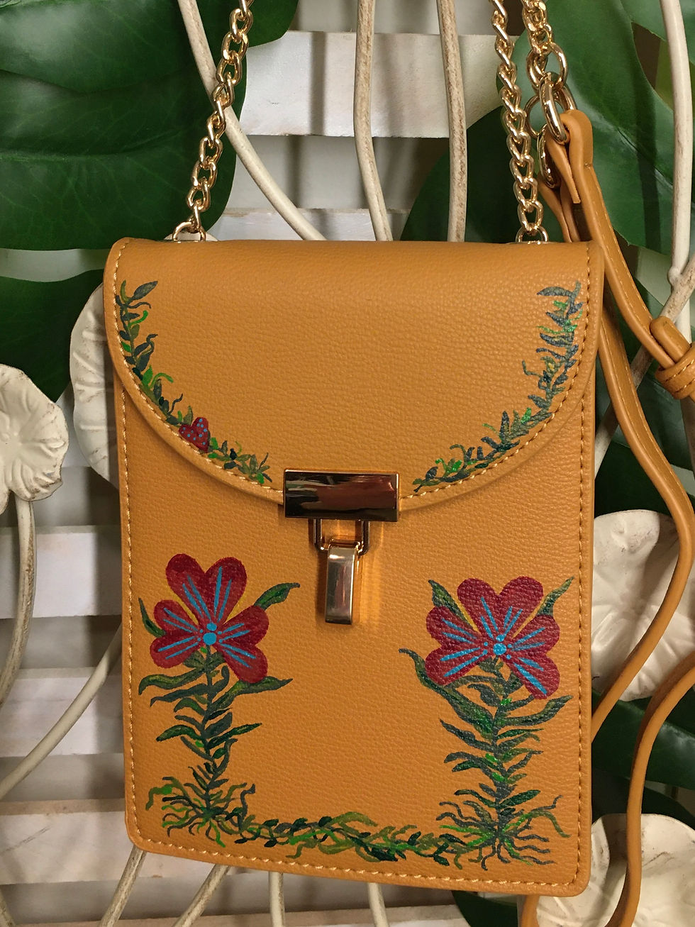 Mustard yellow bag with floral design. DANA ~ Vintage Woven Handbag, sixteensisters.com