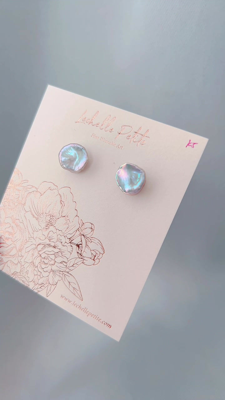 K5: Silver Pink Rainbow Keshi (10-11mm)