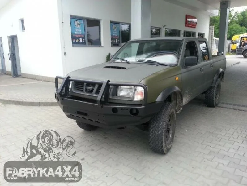 Fabryka4x4 lierbumper Navara D22 1997-2000
