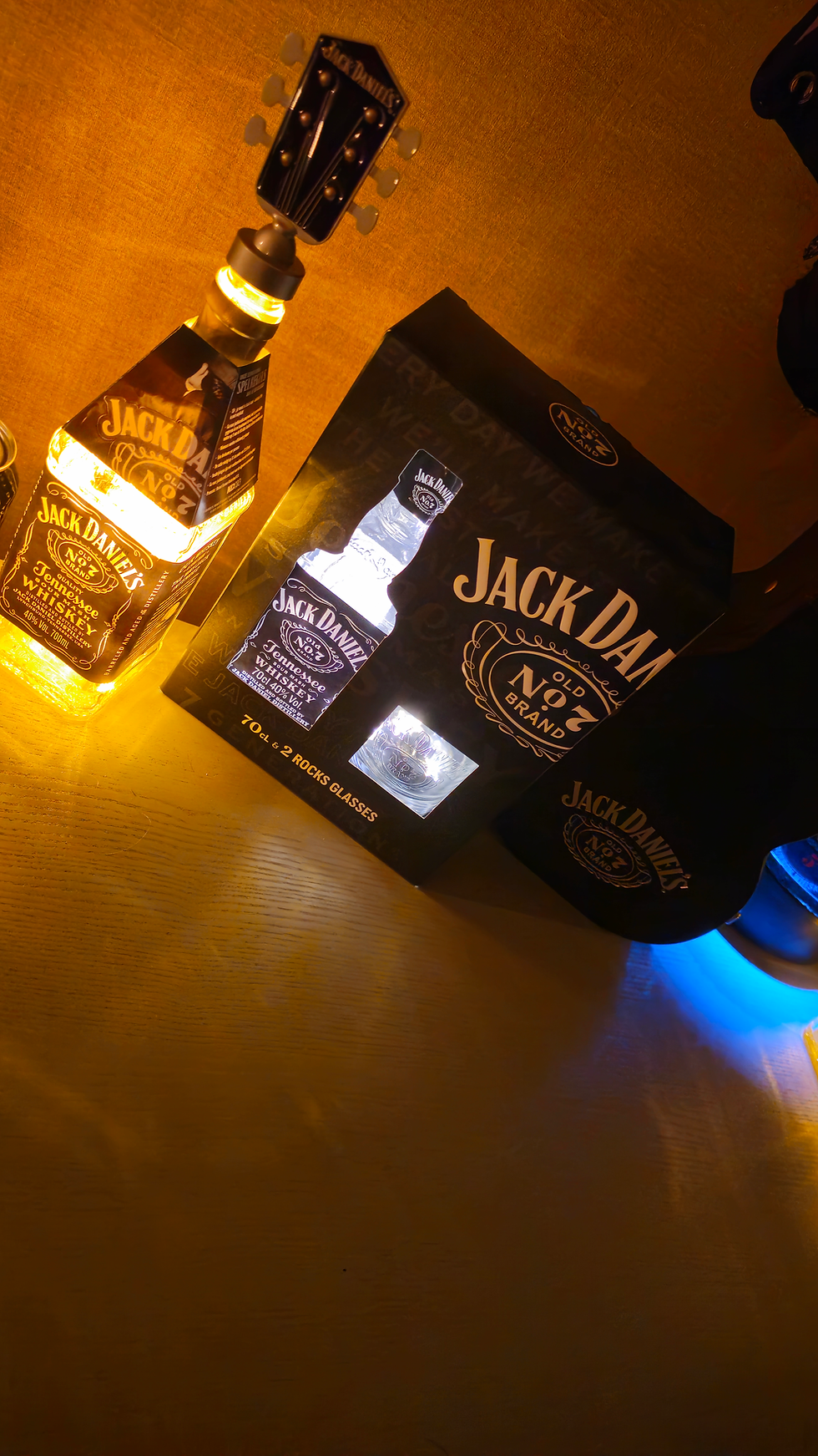 Thumbnail: Jack Daniels & Captain Morgan moodlight