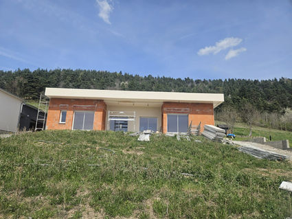 Conception architecturale, maison neuve, conception architecture intérieure, architecture extérieur, gros œuvre, gestion des entreprises, DCE et suivi de chantier.