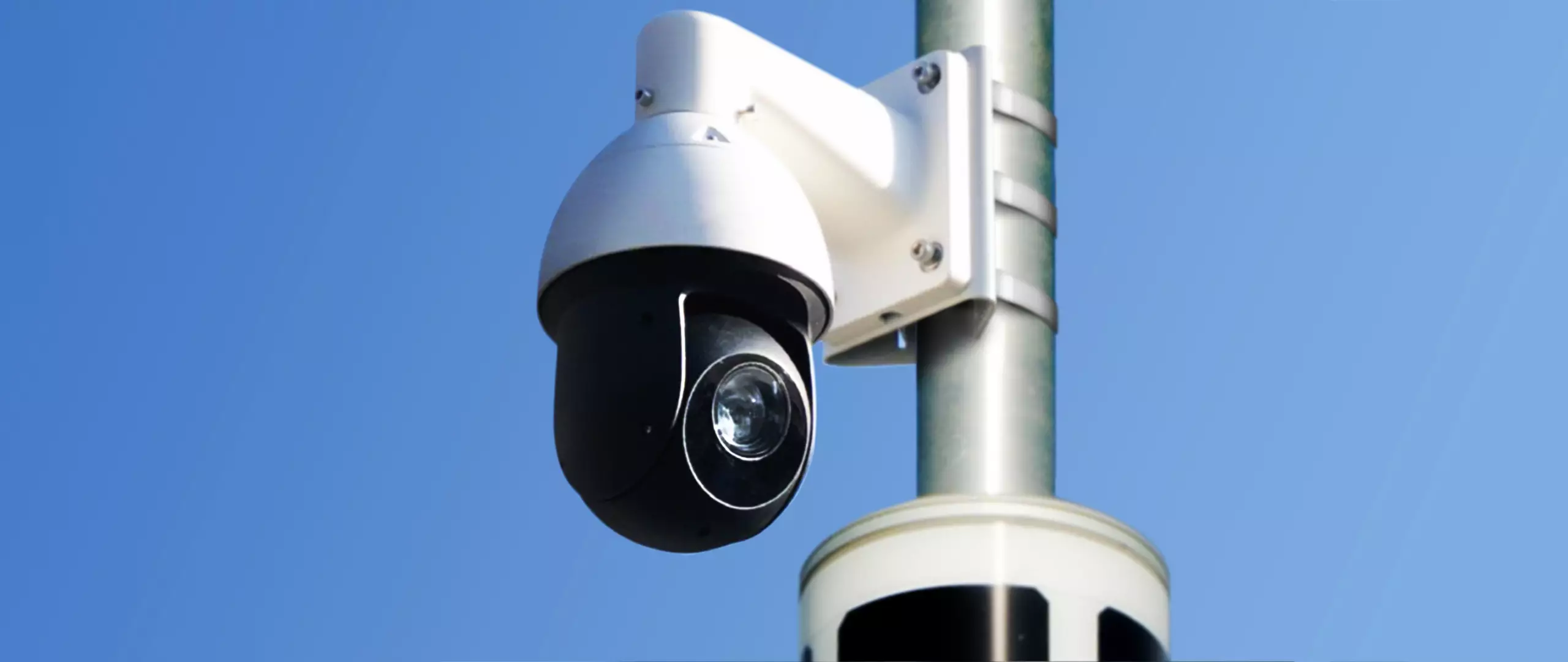 solar-security-camera-soluxio-scaled.jpg.webp