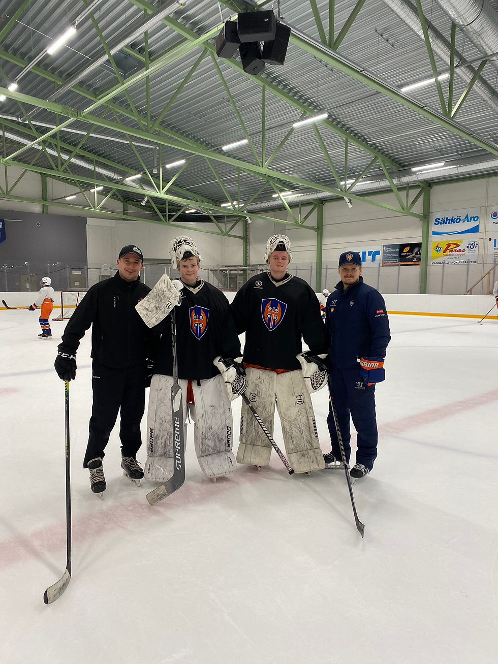 Brankářský trénink ve Finsku: Cenná zkušenost z trenérské stáže v klubu Tappara a Ilves