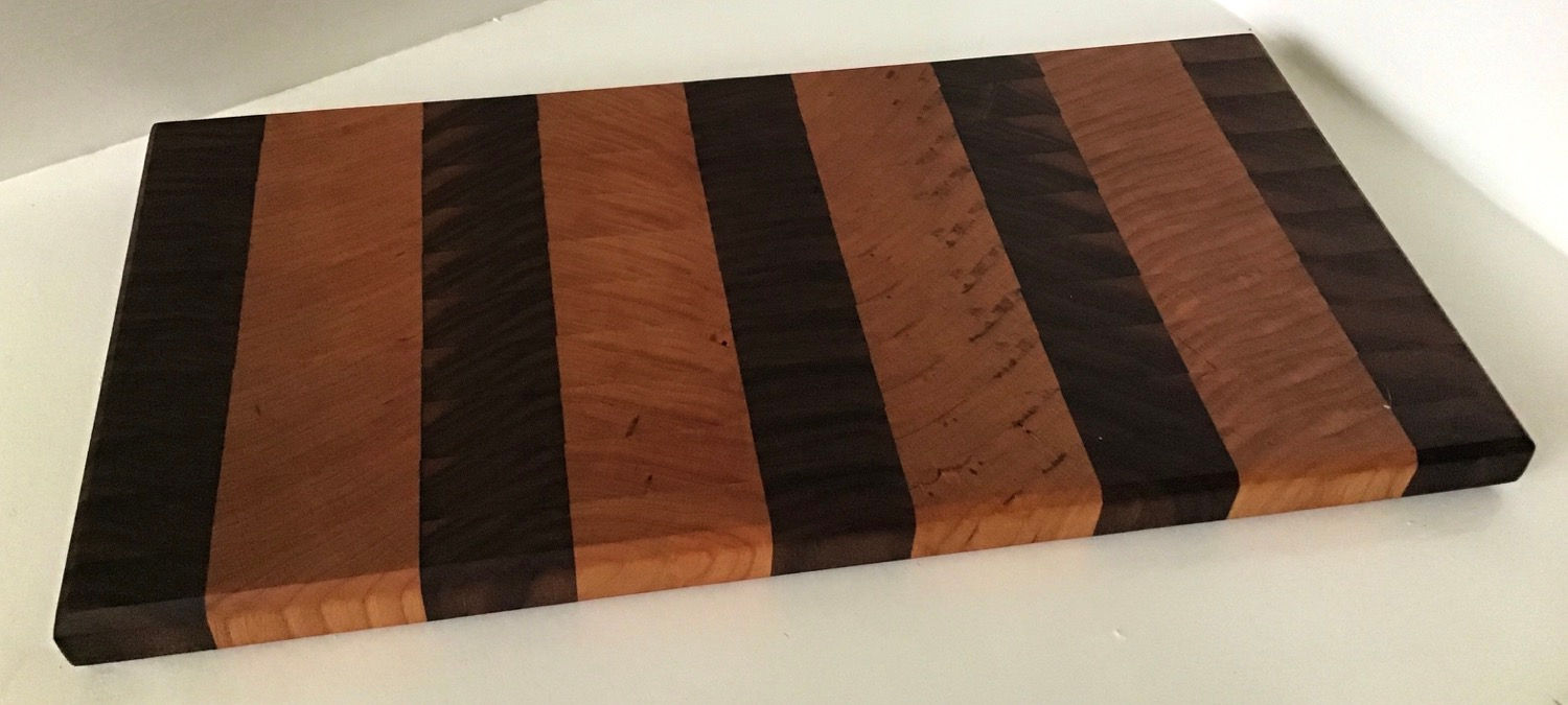 End grain cutting board, walnut & cherry 15 3/8 x 7 3/4 x 7/8