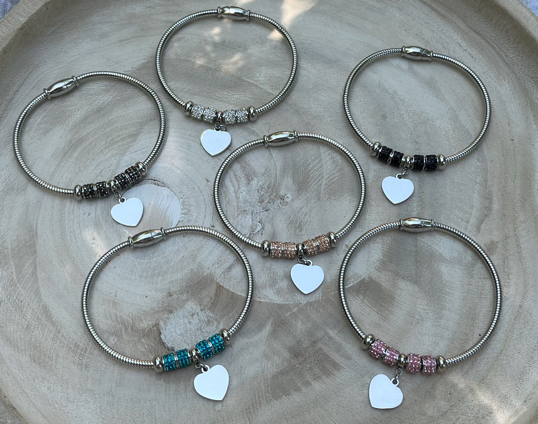 Персонализирана гравирана гривна тип пандора подарък почерк неръждаема стомана луксозен подарък любим човек бижу