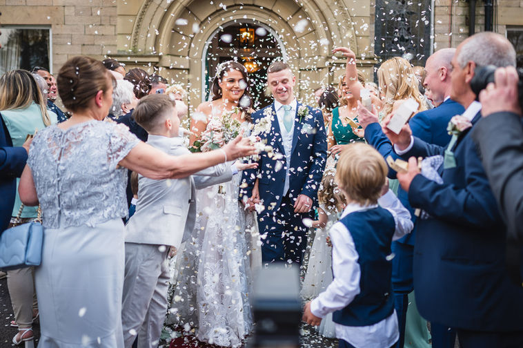 confetti-astley bank-darwen-wedding photographer
