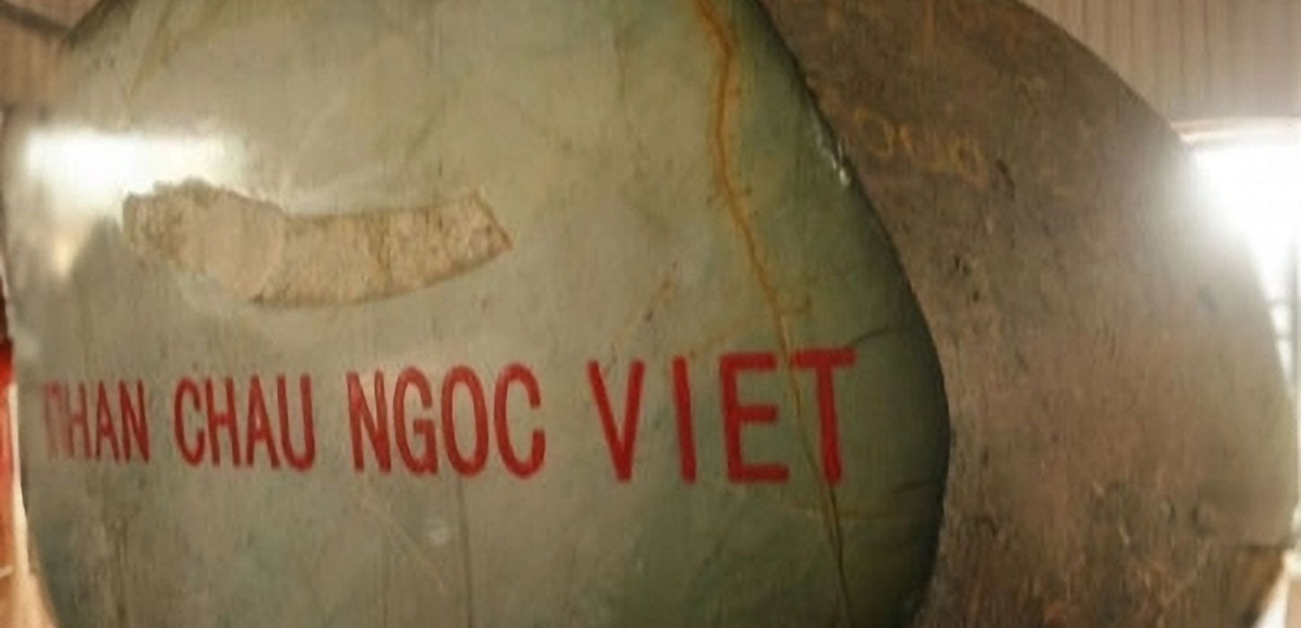 khối ngọc jadeite lớn nhất thế giới nặng 35 tấn