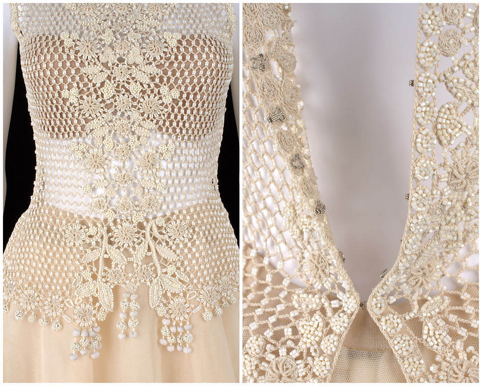Thumbnail: Oscar De La Renta Top & Skirt Set