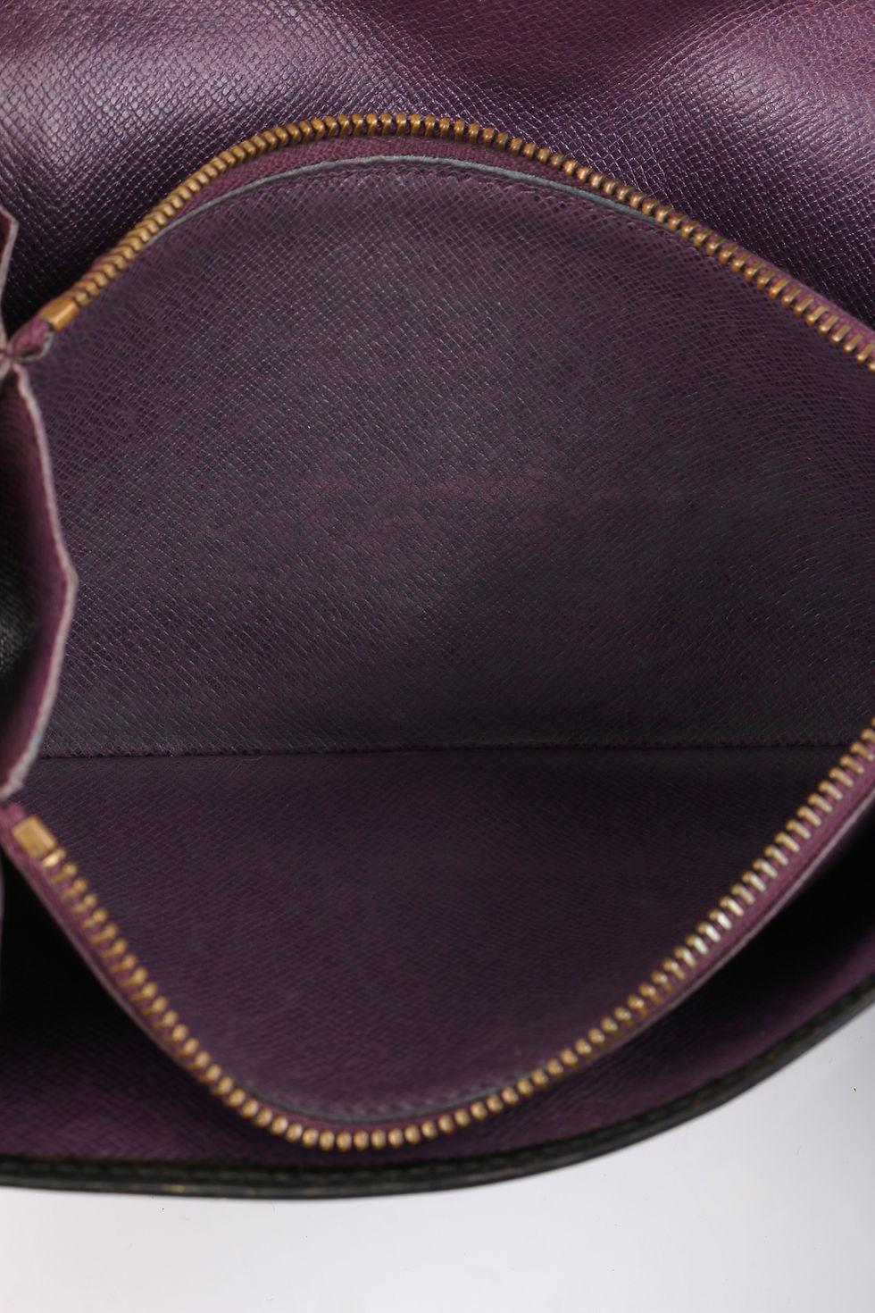 Thumbnail: Louis Vuitton "Sarah" Wallet