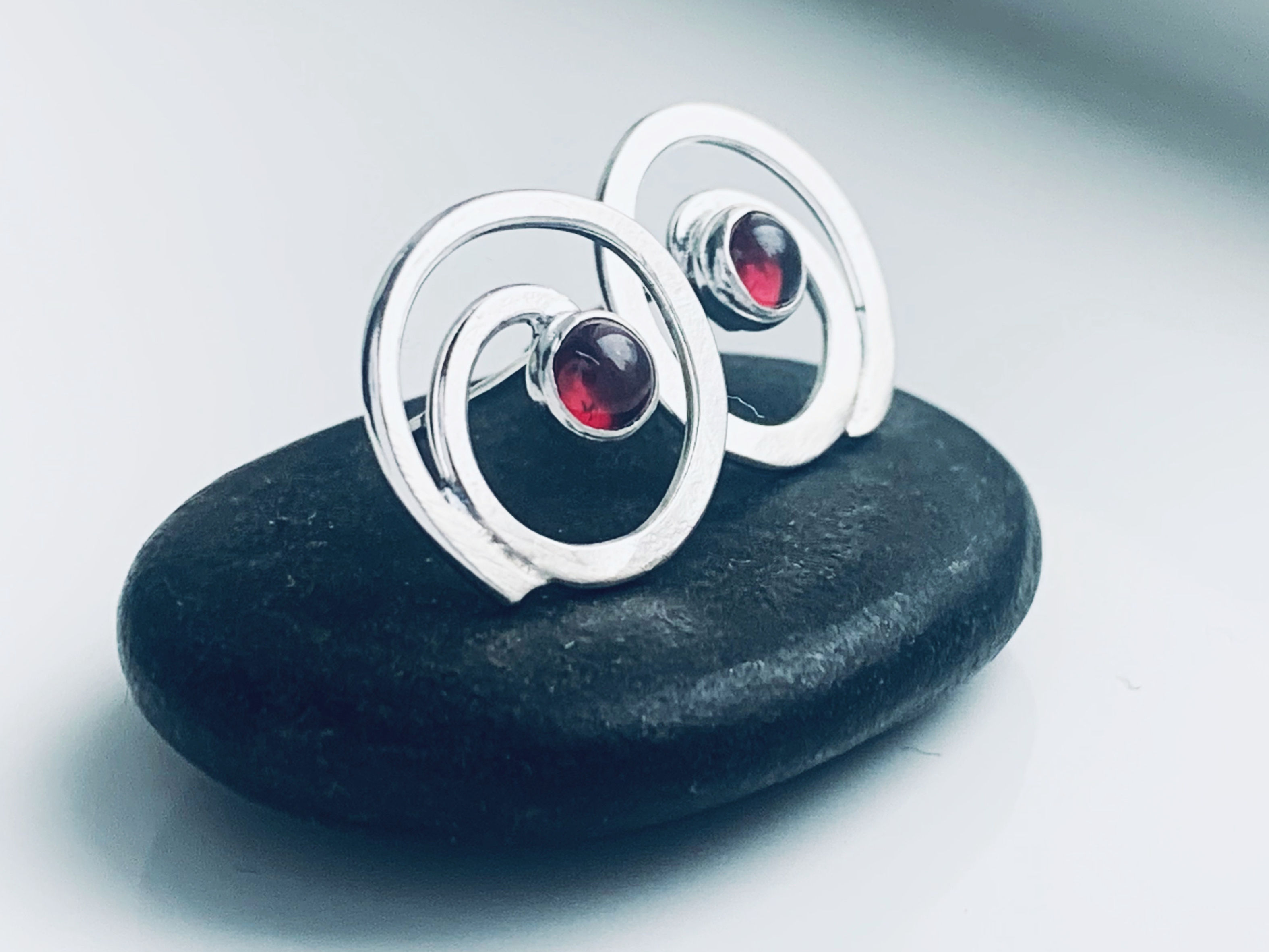 Sterling silver swirl garnet earrings, Handmade Urban Designed Jewellery