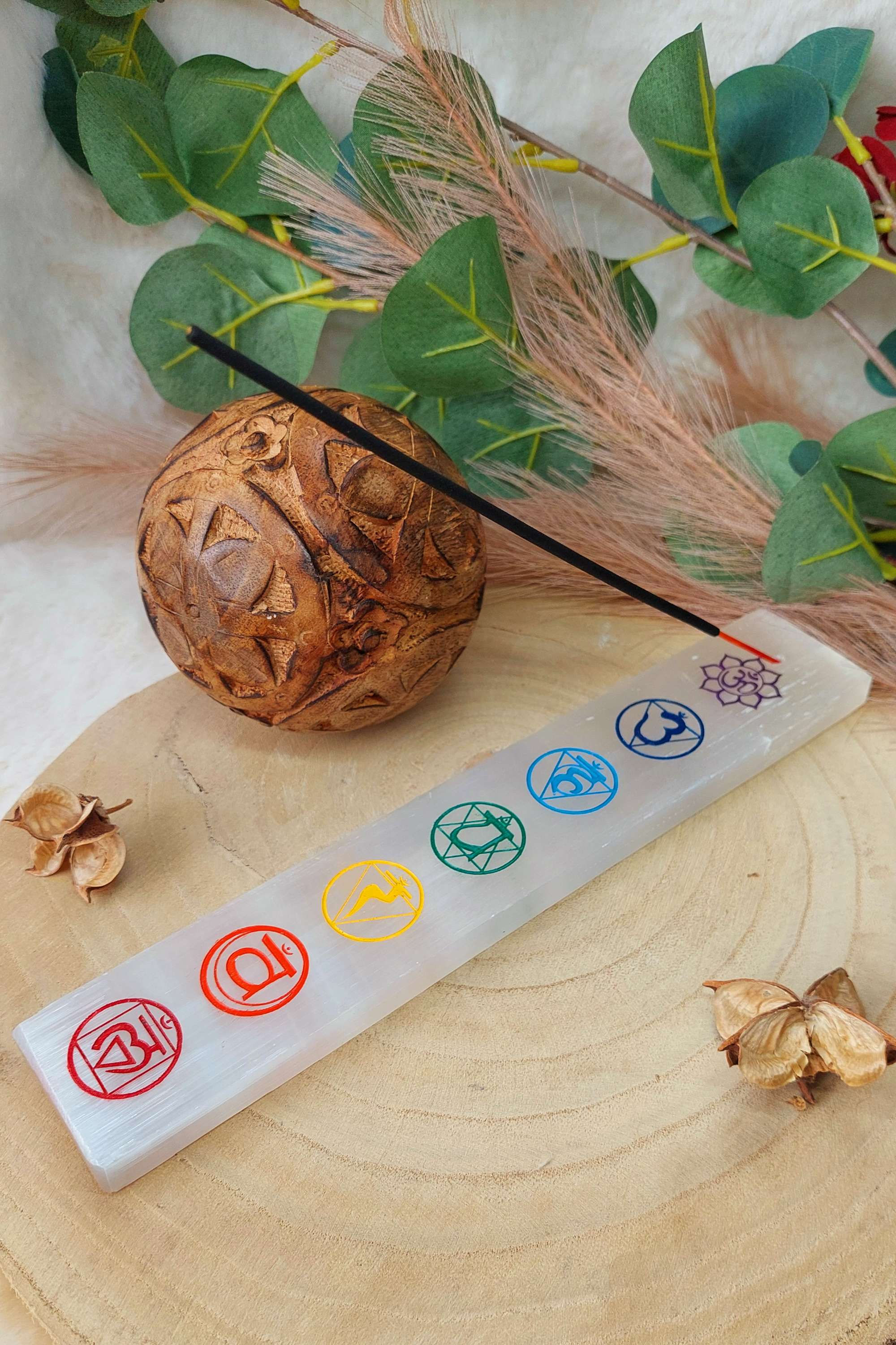 Selenit 7 Chakren Räucherstäbchenhalter