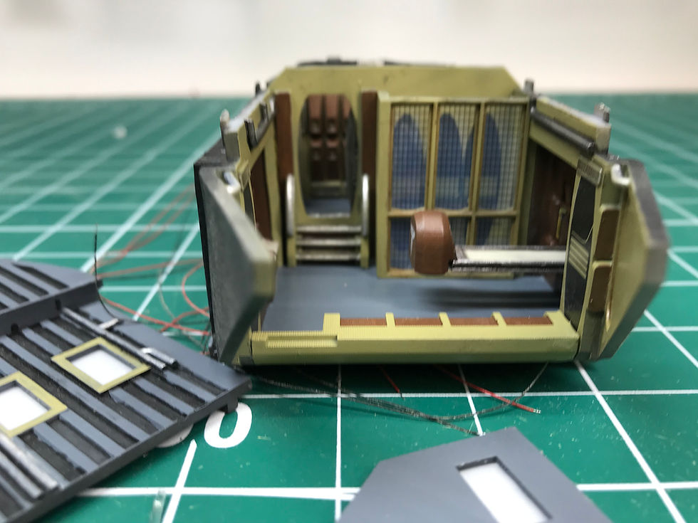 Miniatura: Kit de solo interior del Delta Flyer a escala 1:72