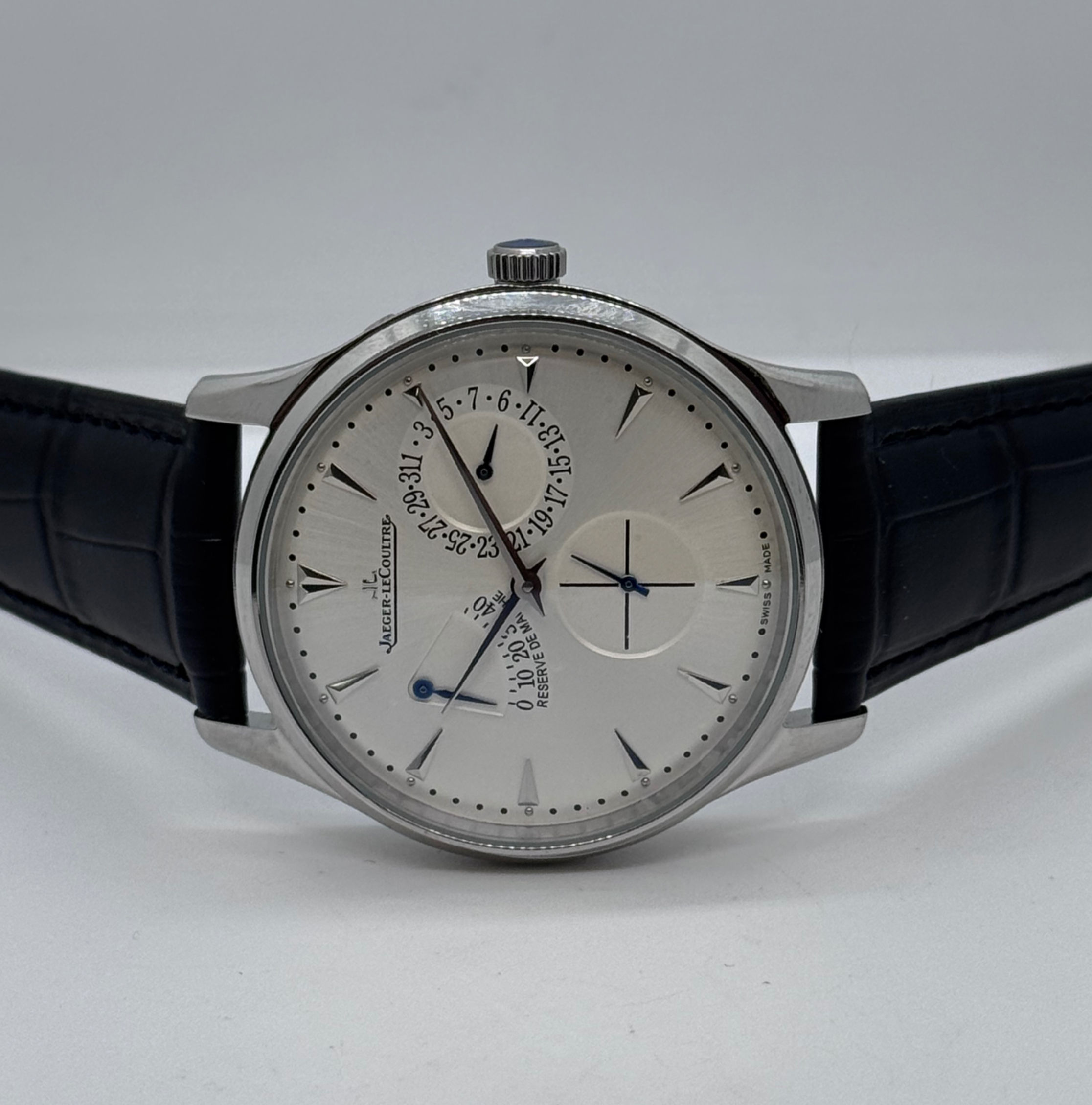 Jaeger LeCoultre Ultra Thin Reserve Master Control White Dial