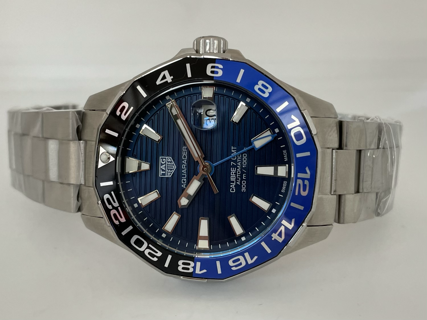 Tag Heuer Aquaracer Calibre 7 GMT Batman Blue Dial