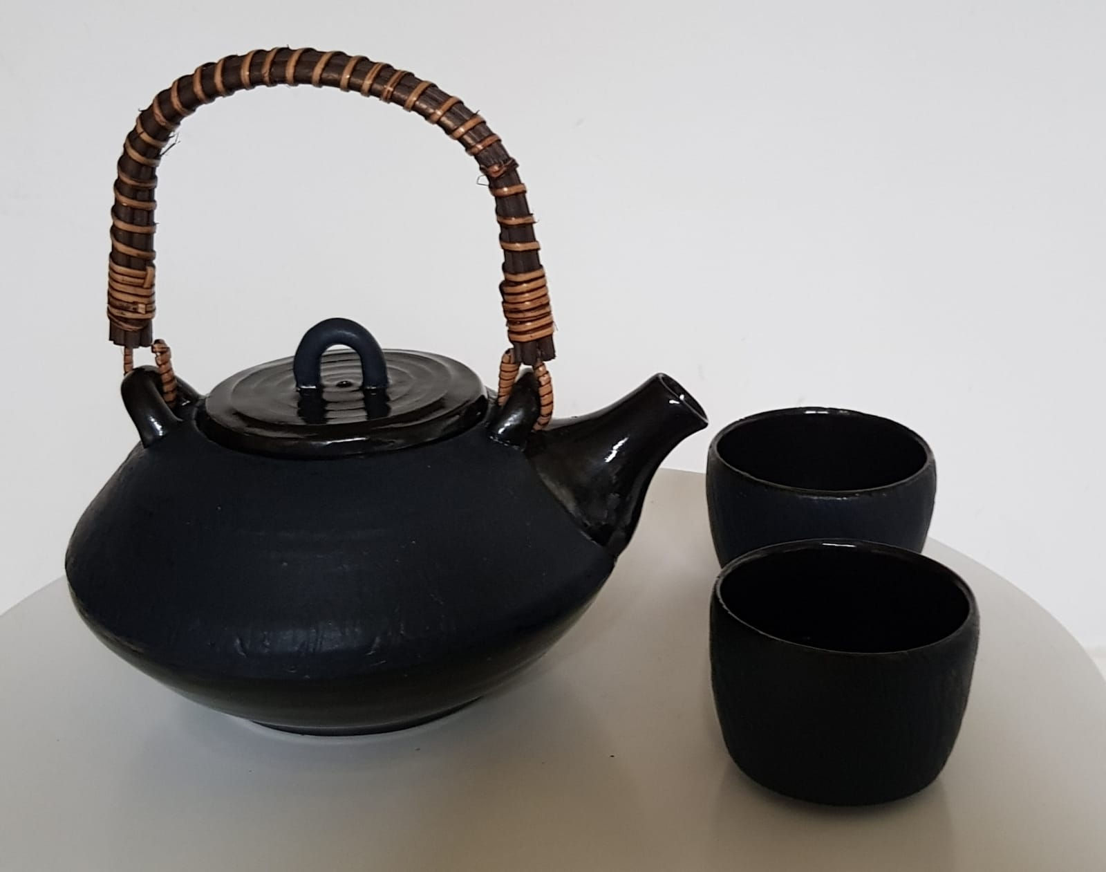 Butterflies, Chinese teapot + 2 cups