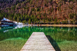 Piller-See-pier-reflection-tirol-tyrol