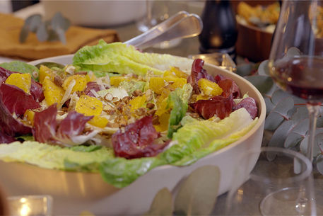 Green Salad with Radicchio, Orange and Hummus