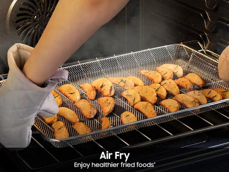 Thumbnail: Bespoke 6.3 cu. ft. Smart Slide-In Electric Range with Air Fry & Precision Knobs