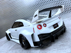 LBWK　シルエットGT-R ウイングキットの再販予定のお知らせ