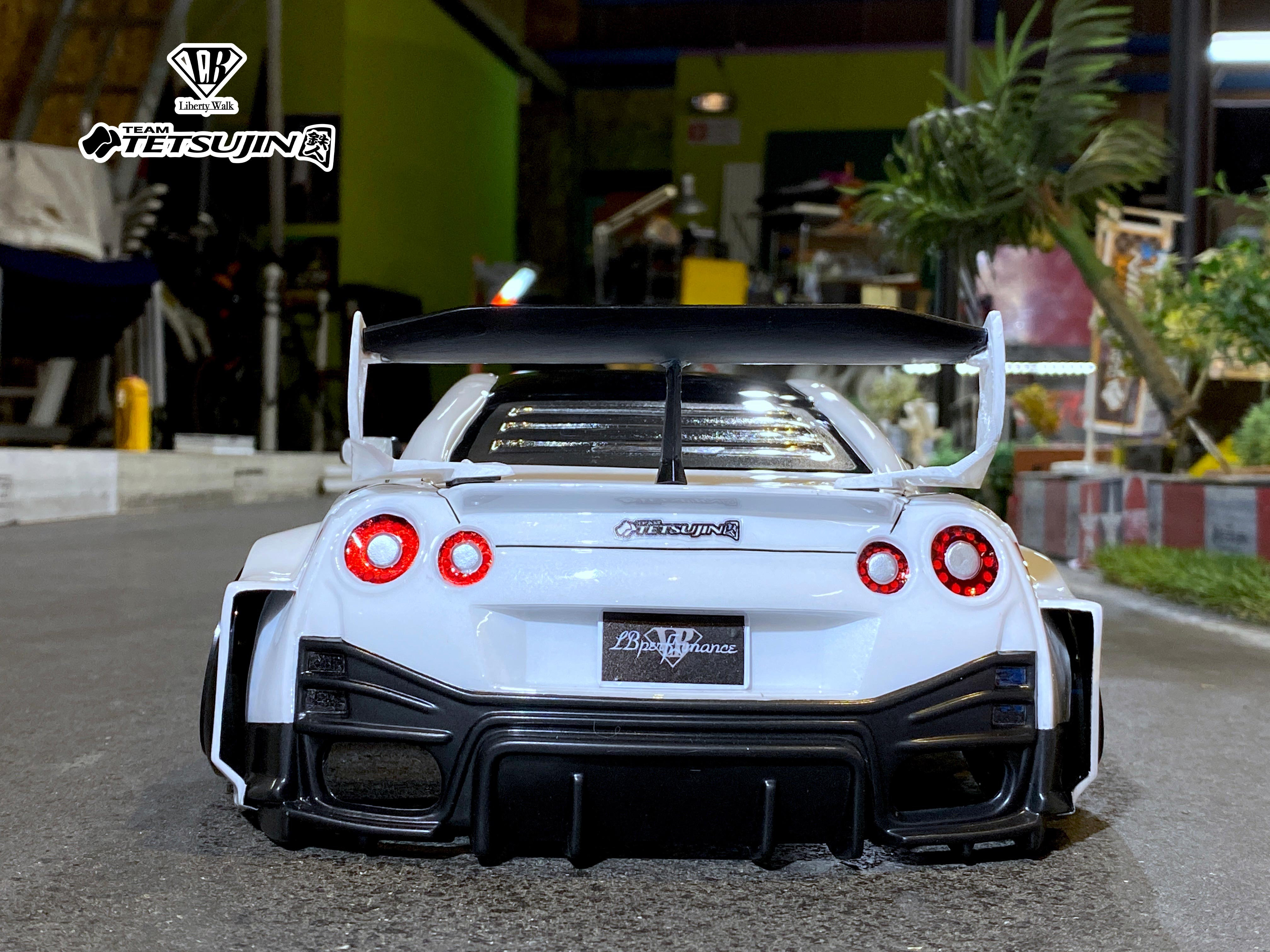 ラジコン ドリフト GT-R 鉄人 TETSUJIN R35 TTー7708 LB ラジコン ドリフト GT-R 鉄人 TETSUJIN R35 TTー7708 LB