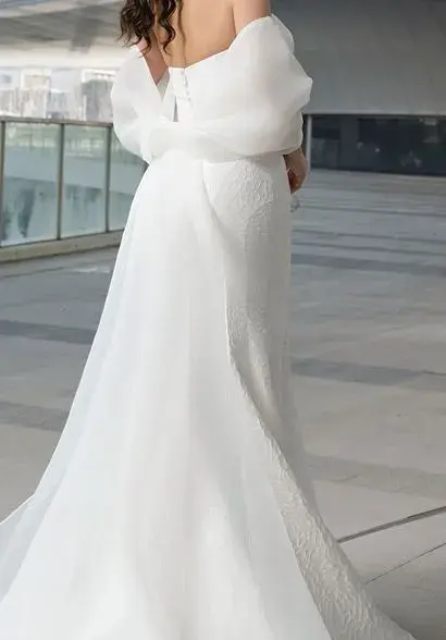 Thumbnail: Luxe Bridal Gown | Style AK3600