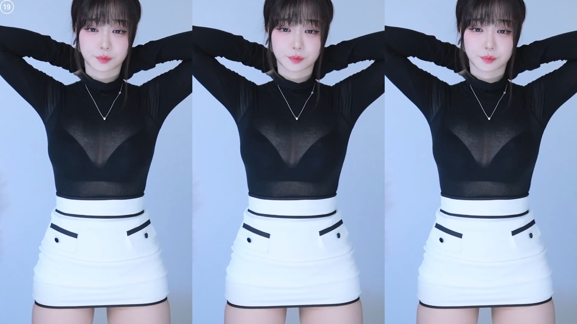 가슴골 보이는 시스루 러아 260302 리액션