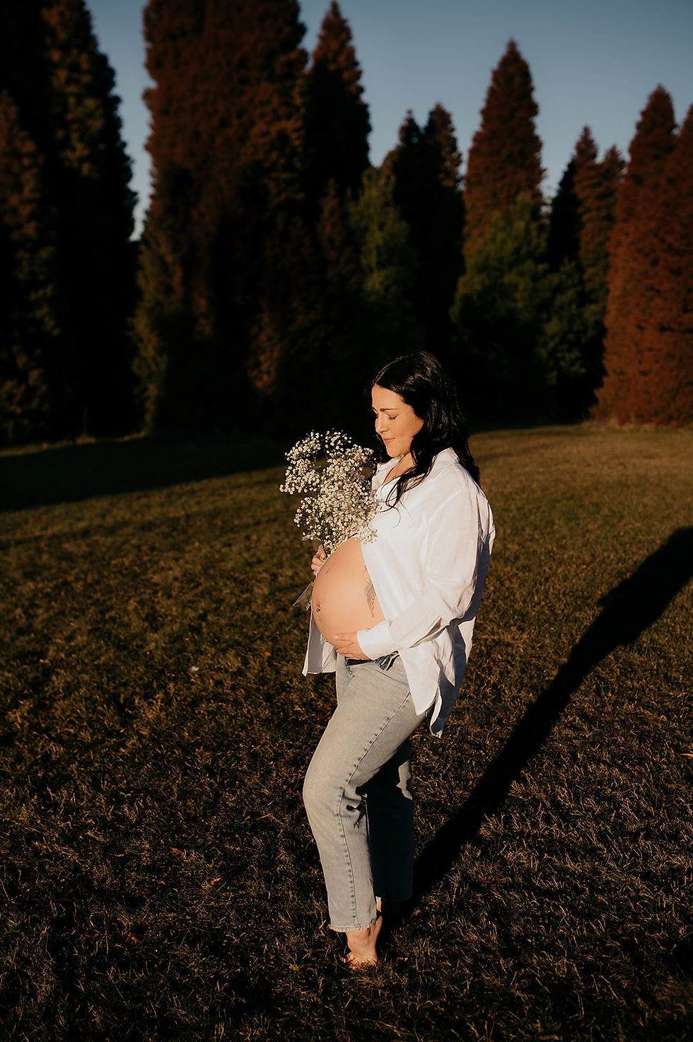 The Calm Between Kicks:                      A Mumma’s Guide to Safe Breathwork during Pregnancy to Support your Mind & Body.