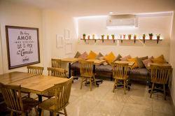 salón interior de restaurante