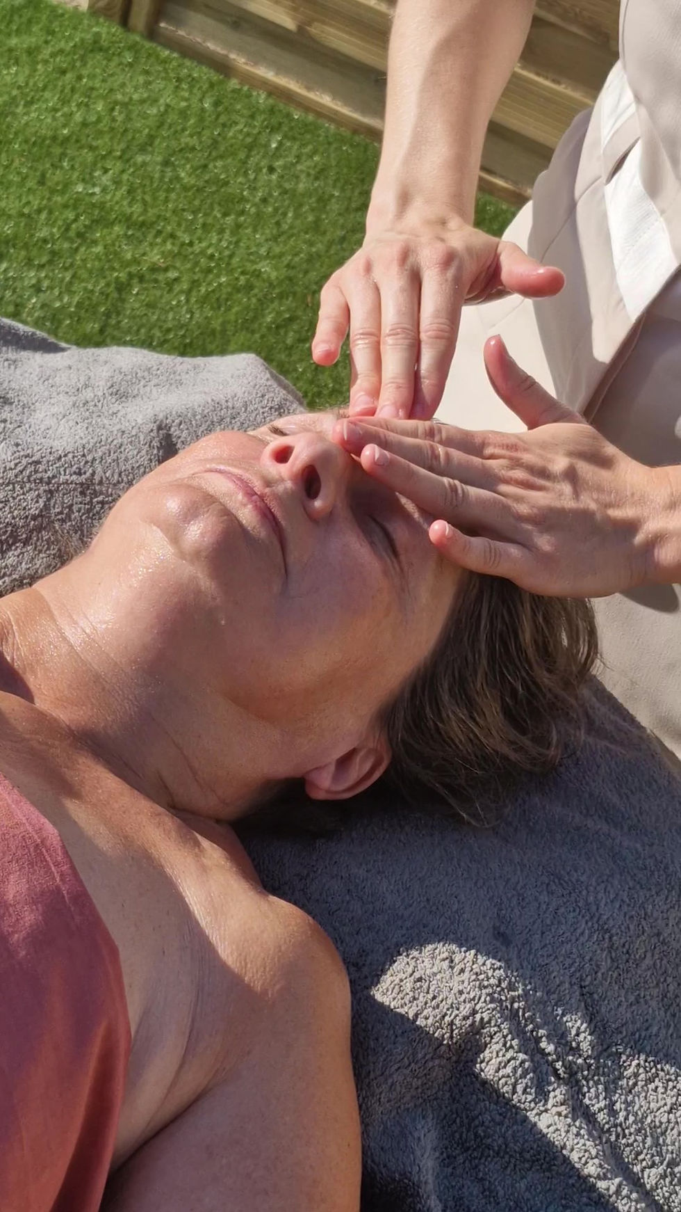 Massage liftant du visage