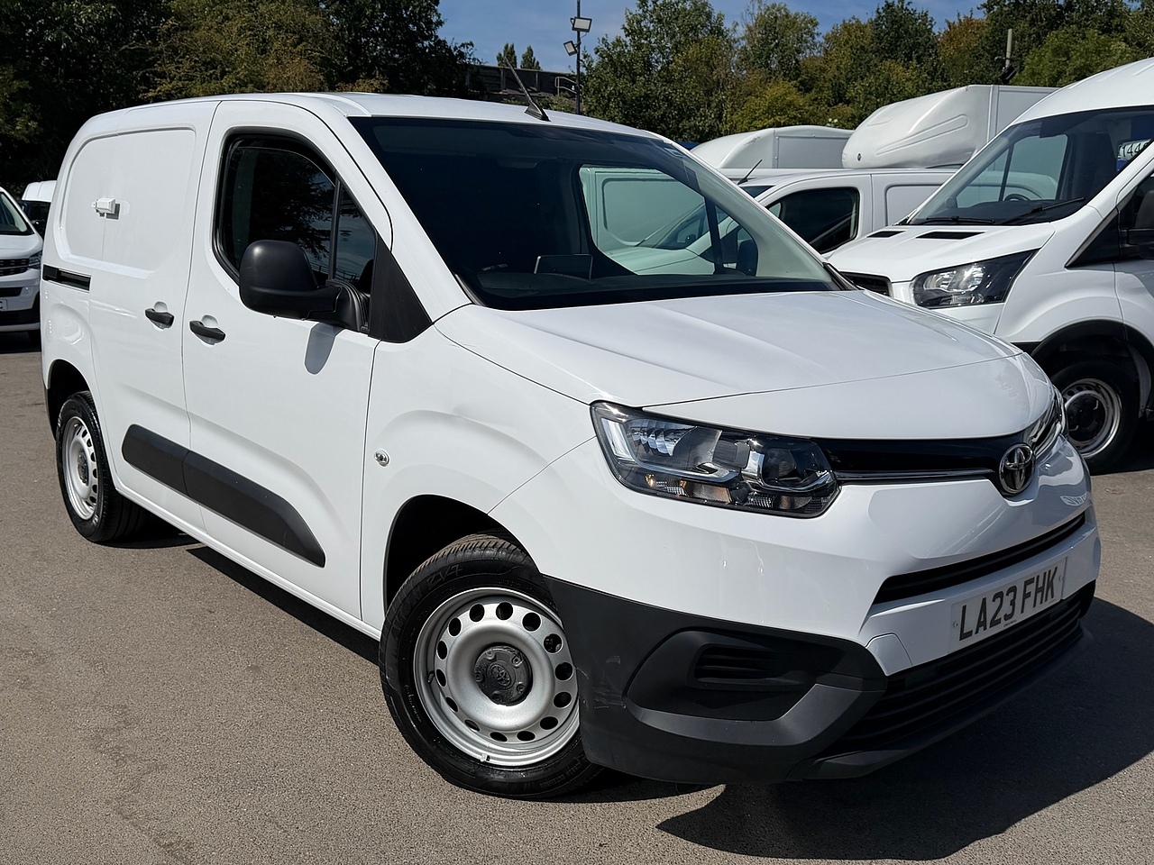 Toyota PROACE CITY 1.5 BlueHDi - Thumbnail 2
